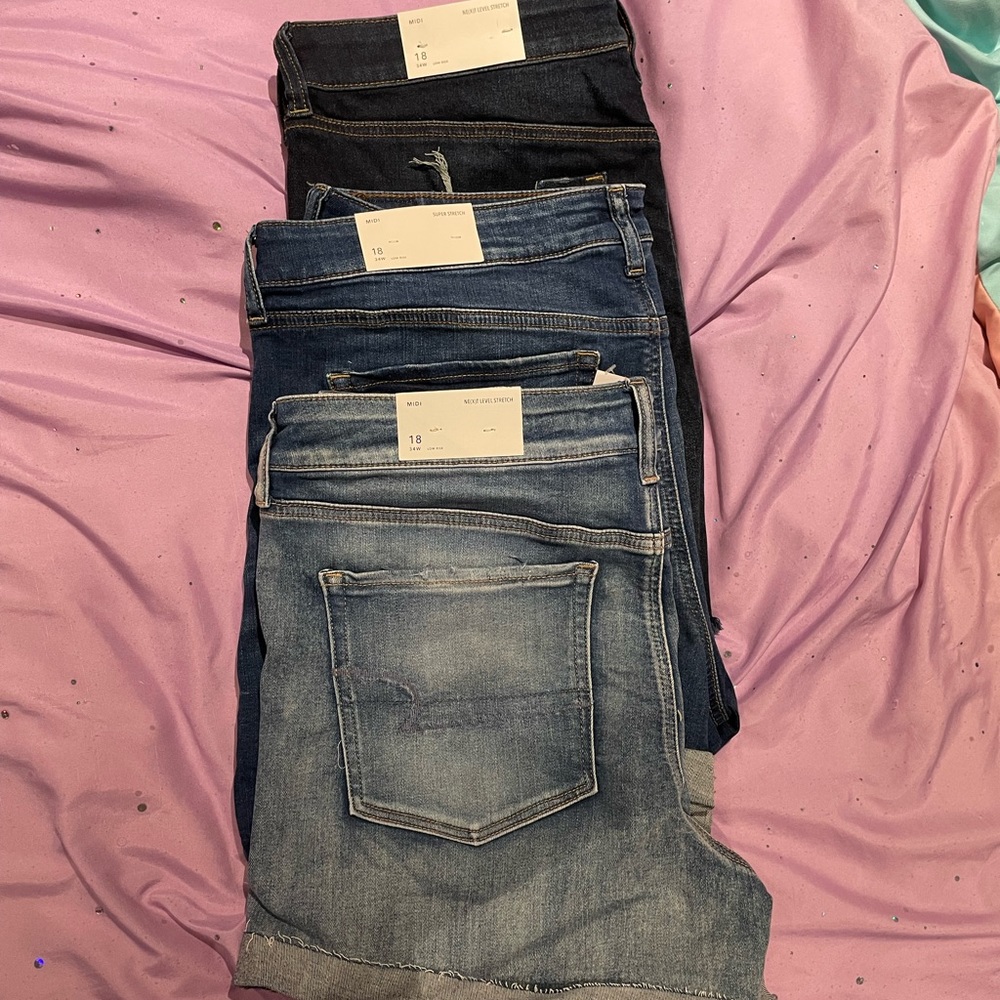 3 Pairs of American Eagle Midi Shorts size 18. Super Stretch.